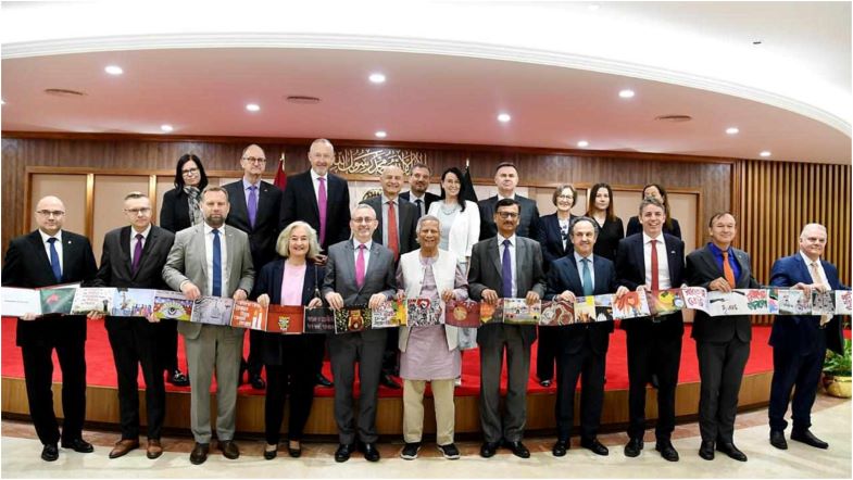 দিল্লি থেকে ভিসা অফিস ঢাকা বা অন্য দেশে সরাতে বললেন ড. ইউনূস